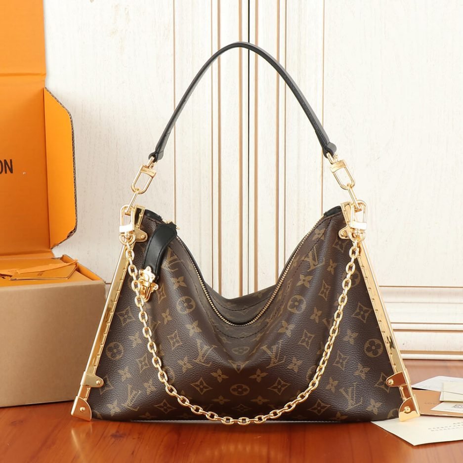 LV Lucky Trunk - Image 2
