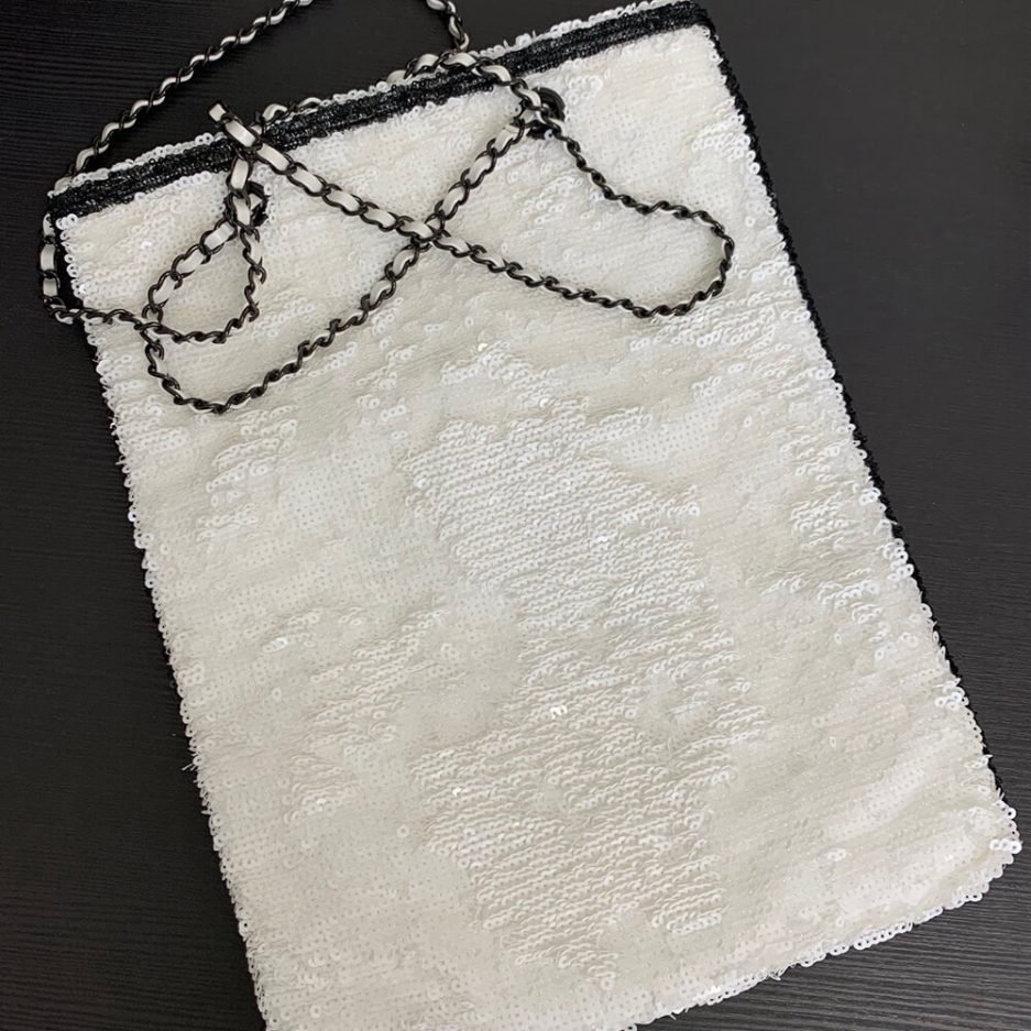 CHANEL SHOPPING BAG - Image 3