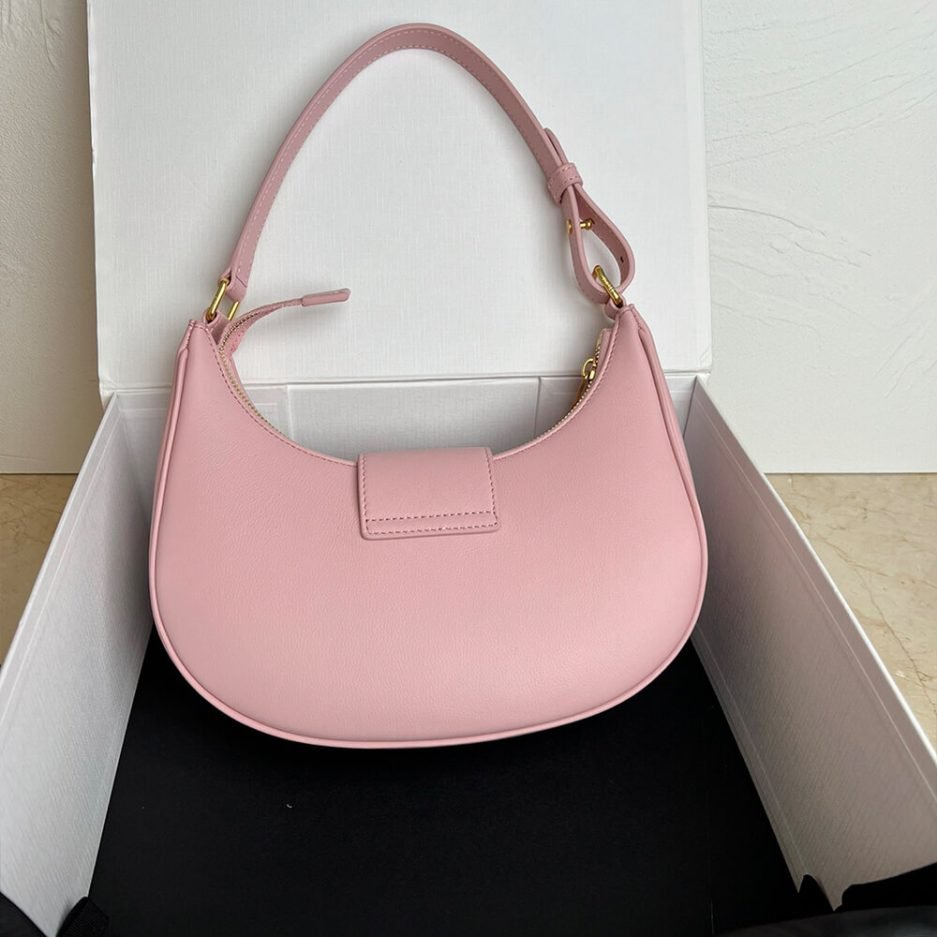 CELINE MEDIUM AVA TRIOMPHE BAG in Smooth Calfskin(HIGH-END GRADE) - Image 4