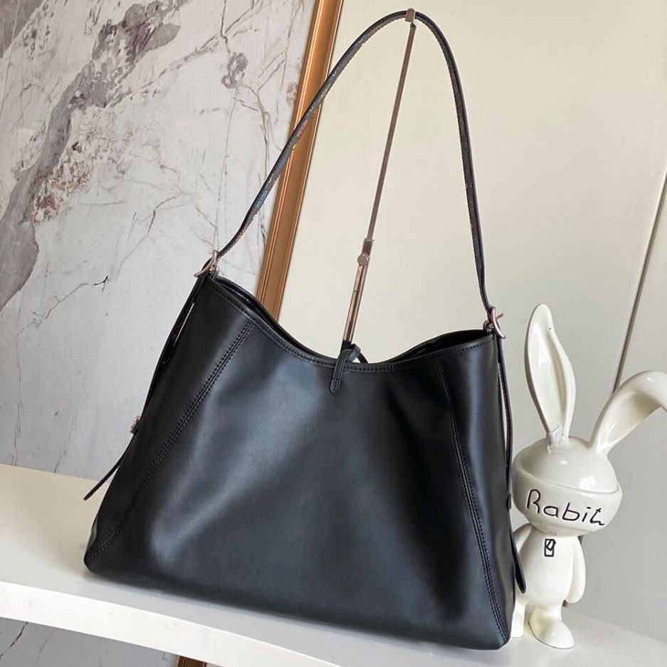 LV x TM CarryAll Vibe MM - Image 4