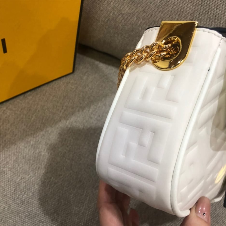 Fendi Baguette Chain Midi - Image 4