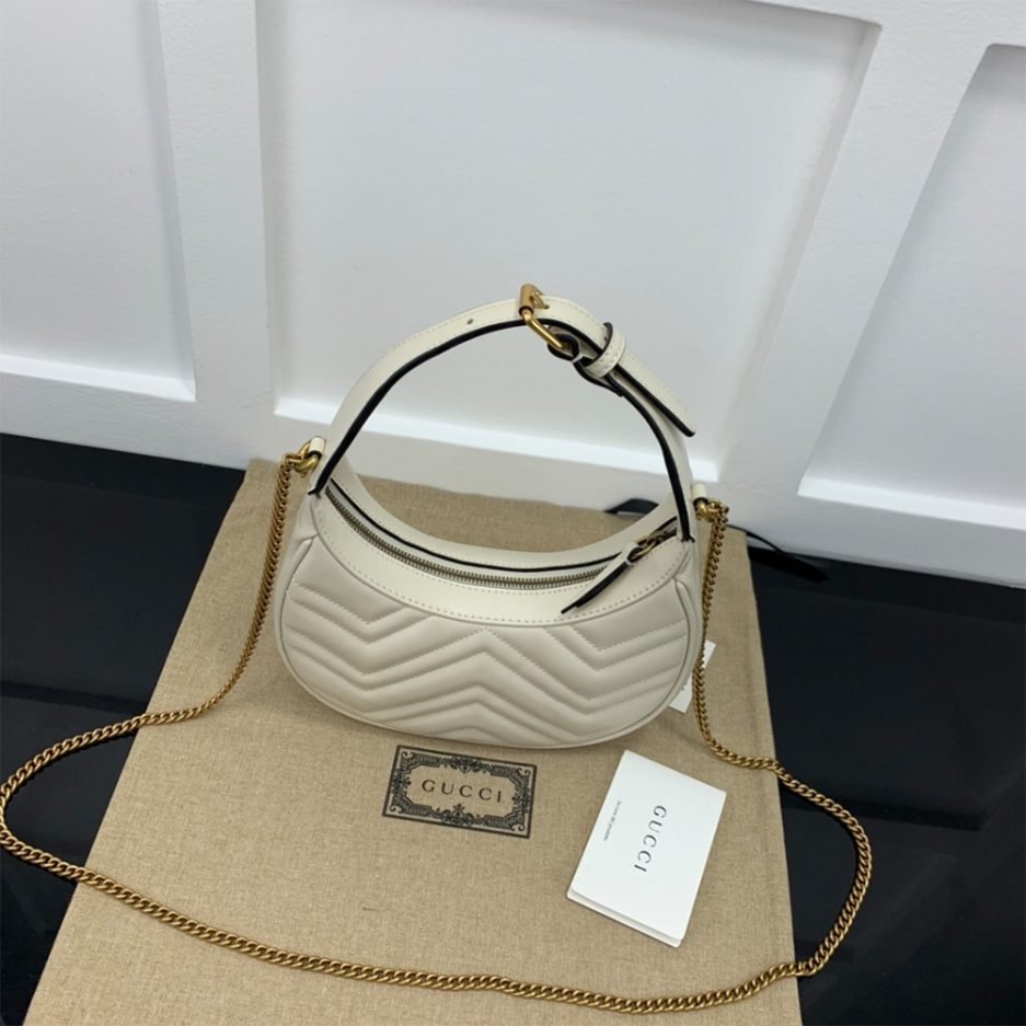 GG Marmont half-moon-shaped mini bag - Image 4