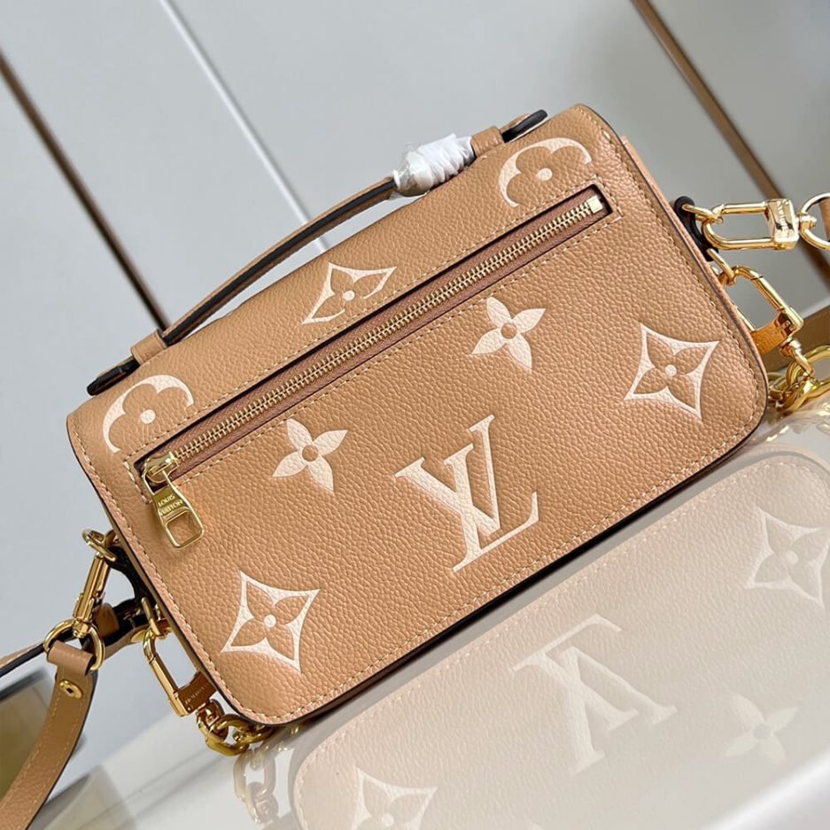 LV Pochette Metis East West - Image 5