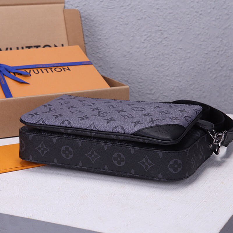 LV Trio Messenger Bag - Image 5
