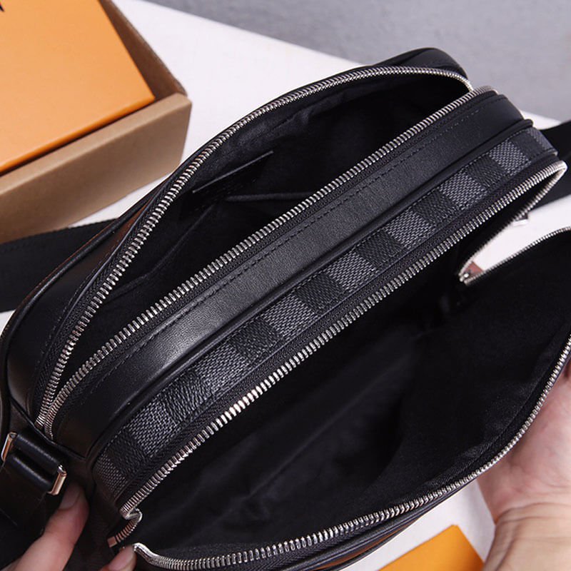 LV Trocadero Messenger Bag - Image 6