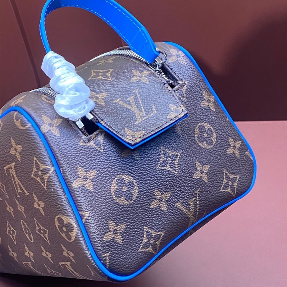 LV Dopp Kit - Image 6