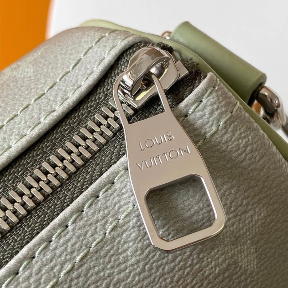 LV Keepall Bandouliere 25 - Image 6