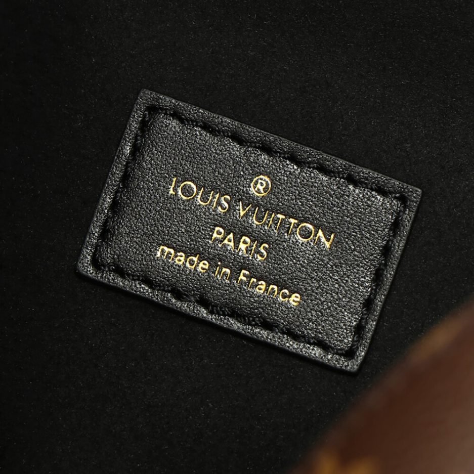 LV Lucky Trunk - Image 7