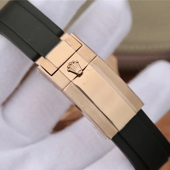 YACHT MASTER 1 GOLDEN DIAMOND BEZEL & DIAL RUBBER STRAP 40MM - Image 6