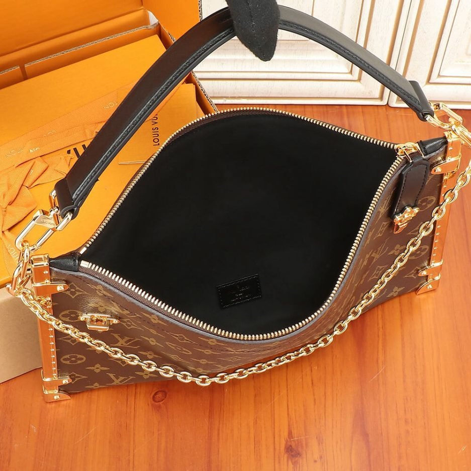 LV Lucky Trunk - Image 8