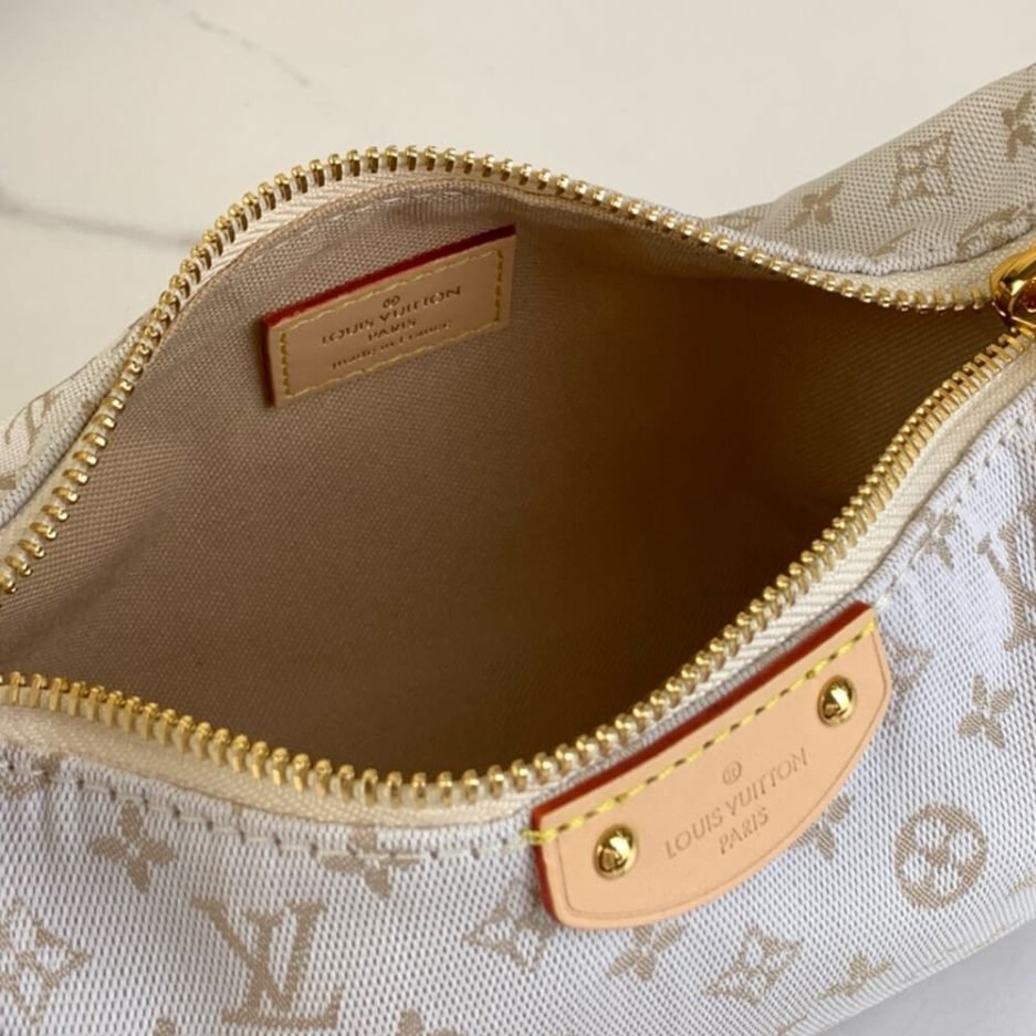 LV Hills Pochette - Image 8