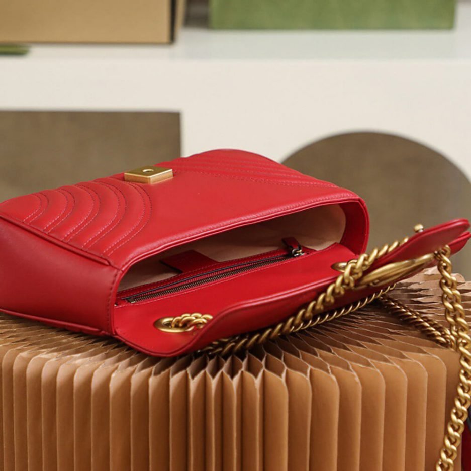 GG Marmont small matelasse shoulder bag - Image 8