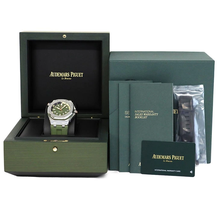 Royal Oak Offshore Diver's Watch Ref. 15720ST(AAAAA Version) - Image 6