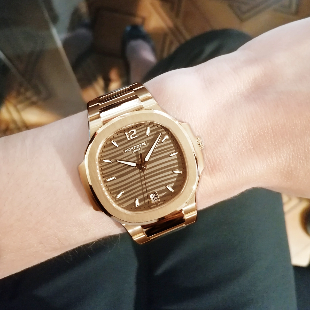 Patek Philippe 7118/1R - NAUTILUS - Image 2