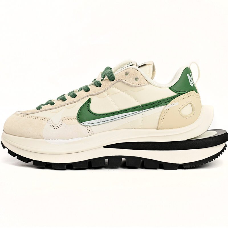 PKstockx Sacai x Nike VaporWaffle Sesame and Beige Green  DD1875-102