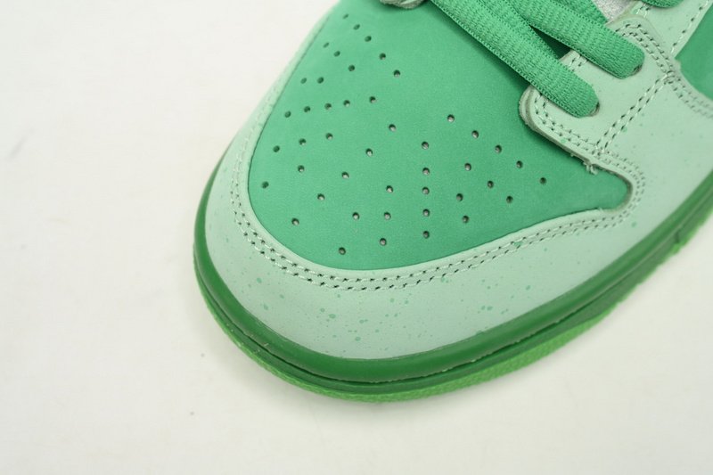 PK God Batch CONCEPTS × Nike Dunk SB Seaweed Green Lobster BV1310-303 - Image 3