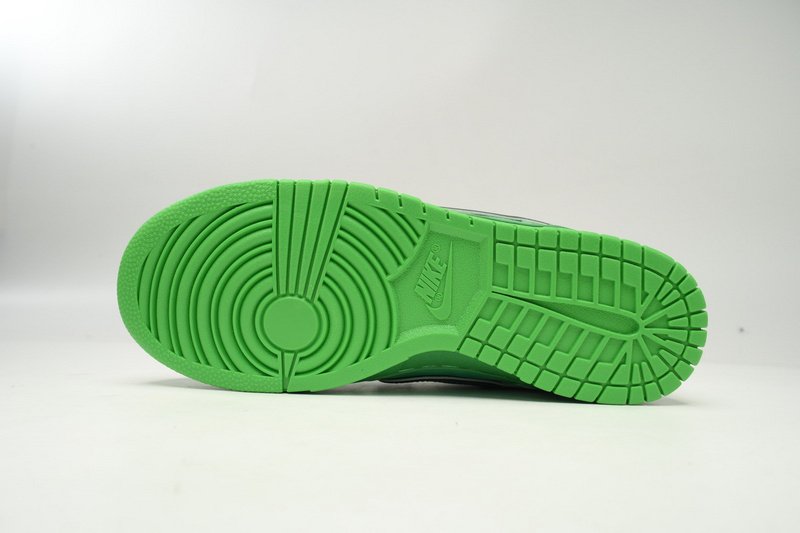 PK God Batch CONCEPTS × Nike Dunk SB Seaweed Green Lobster BV1310-303 - Image 4