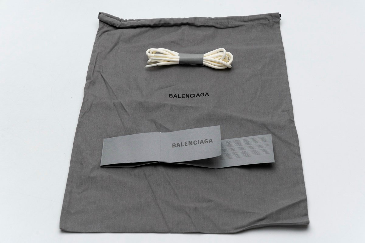 Balenciaga Track 2 Sneaker White 570391 W2GN2 9000 - Image 12
