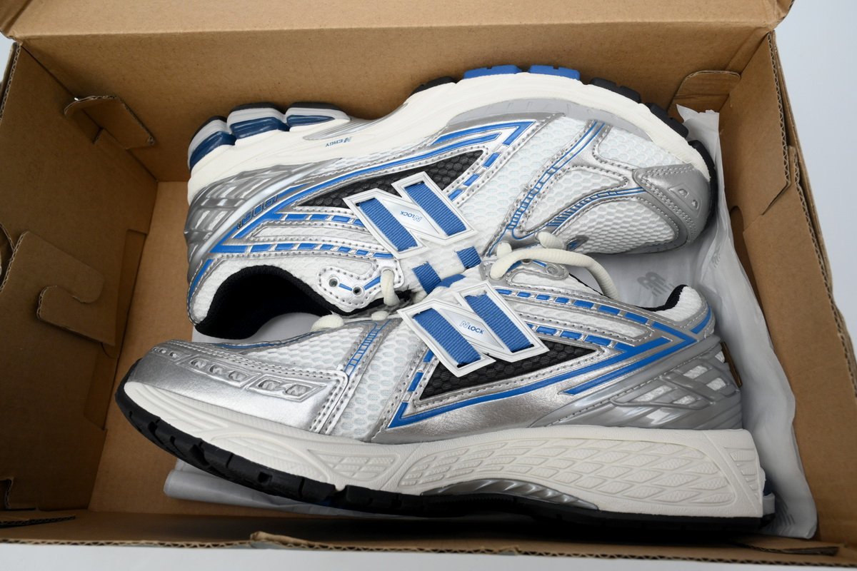 NEW BALANCE Light Blue and White M1906RL - Image 10