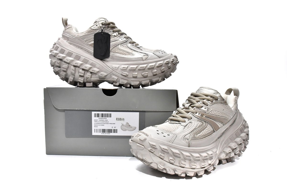 PK God Batch Balenciaga Defender Beige 685611 W2RA6 9700 - Image 3