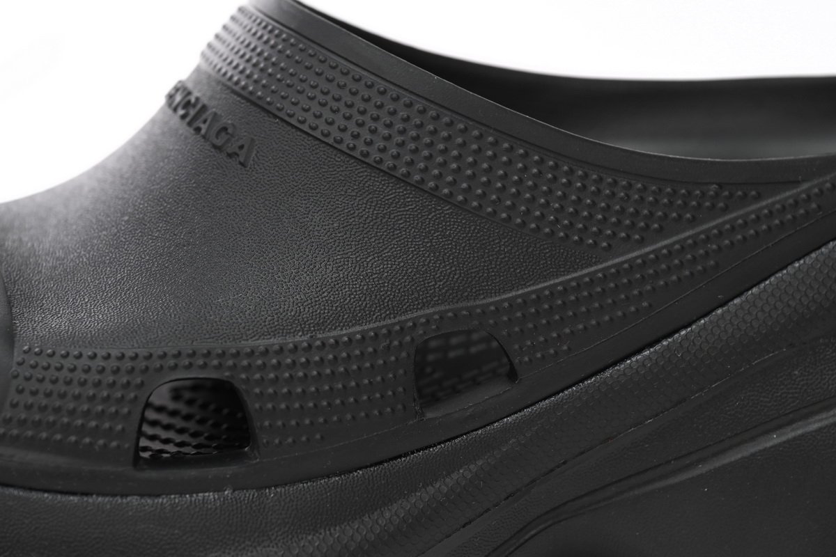 PK God Batch BALENCIAGA Pool Crocs Black 677389 W158E 1000 - Image 7