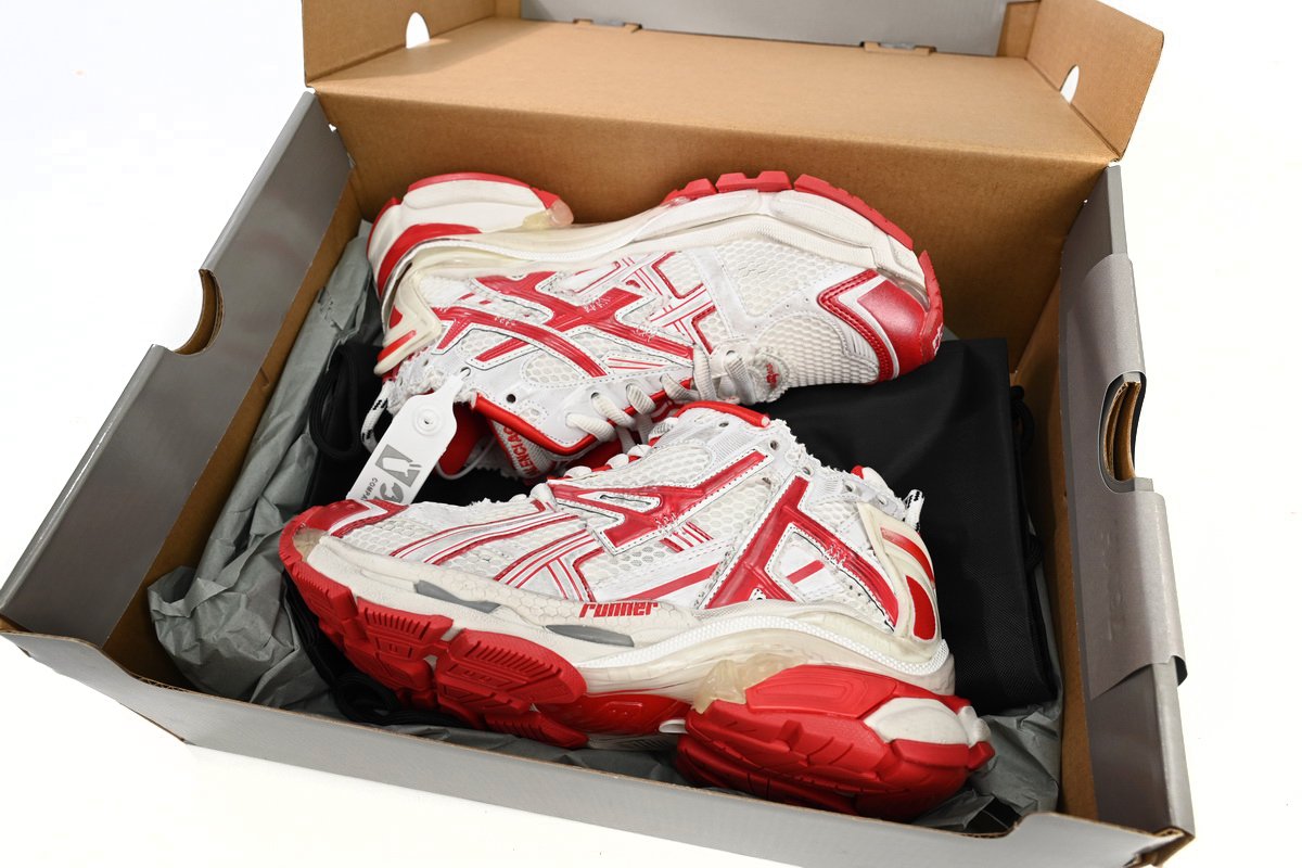 PK God Batch Balenciaga Runner White Red 677402 W3RB2 9060 - Image 12