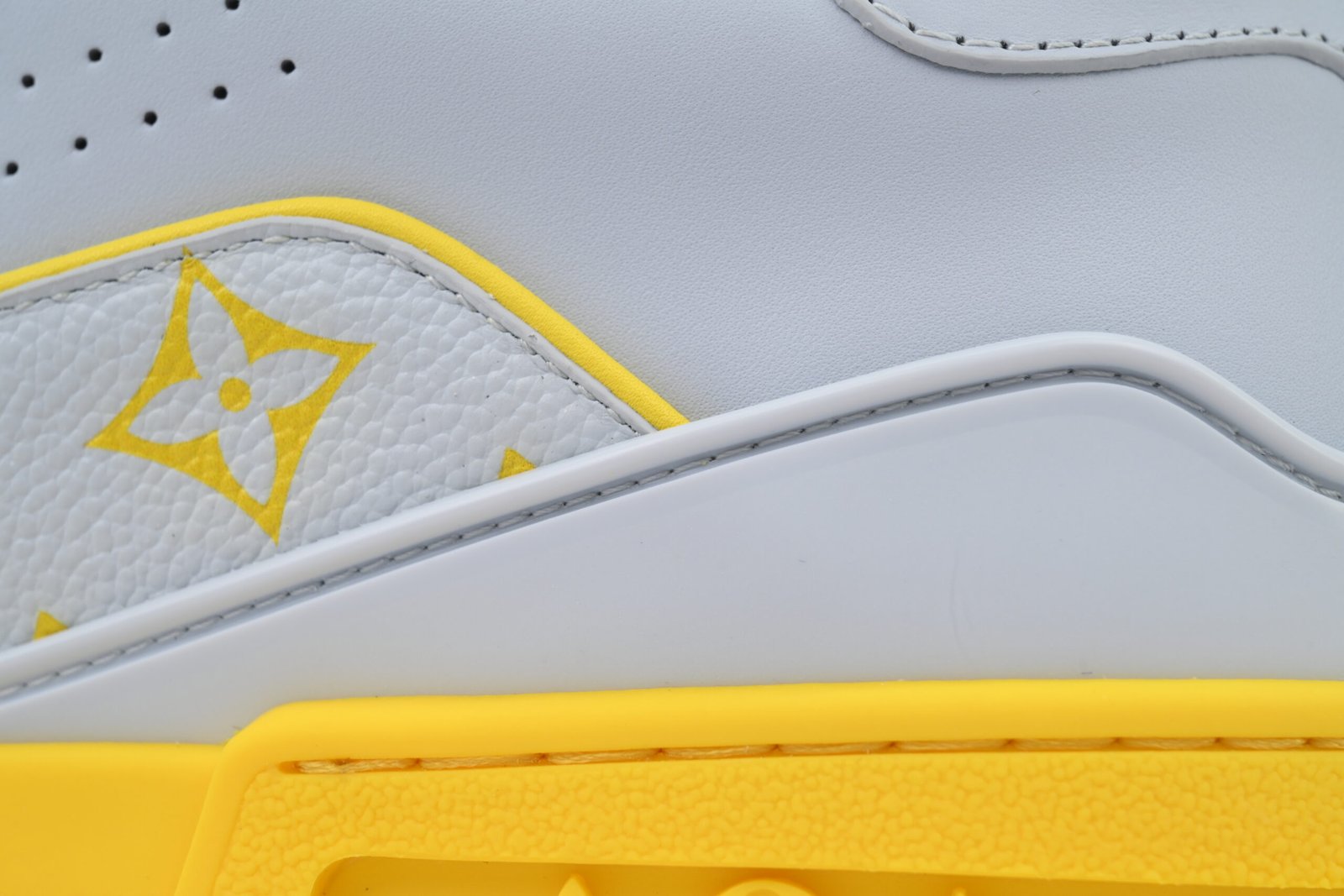 PK God Batch Louis Vuitton Grey Color Printing - Image 5