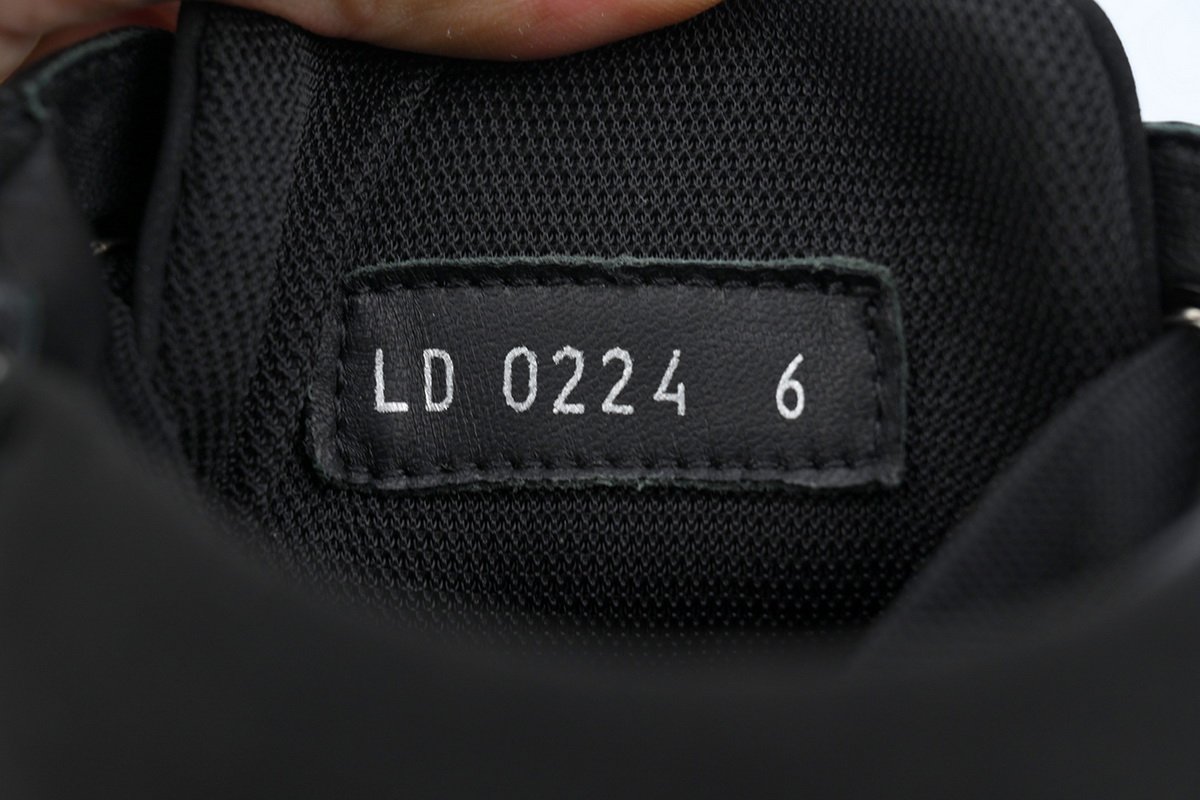 PK God Batch LOUIS VUITTON Martin boots Black pk02 - Image 8