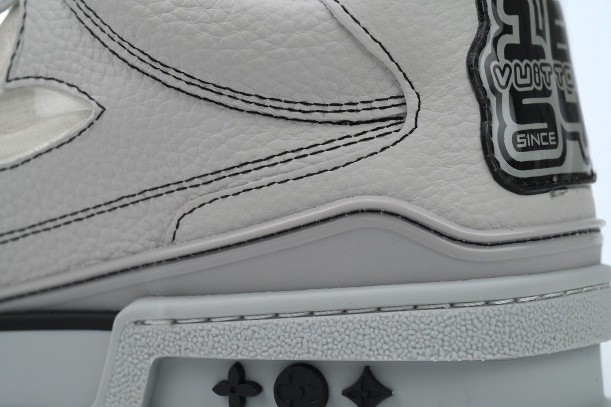 PK God Batch Louis Vuitton Skate Grey - Image 7