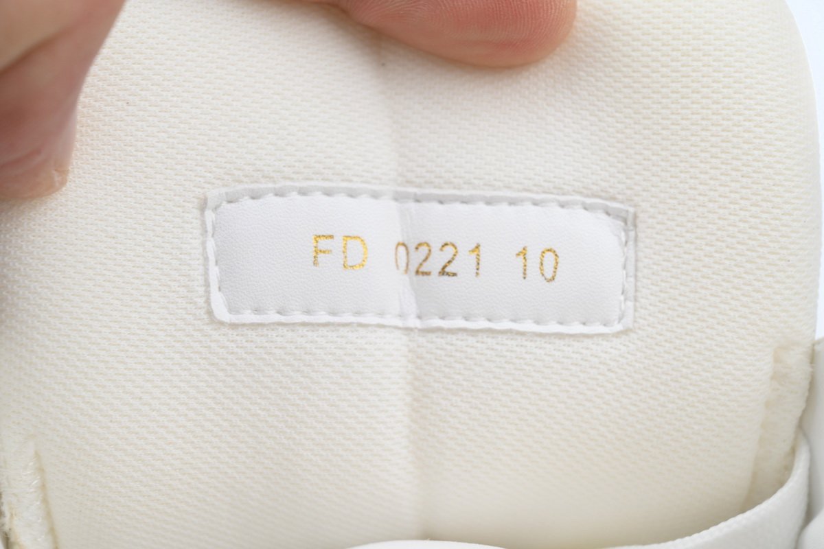 PK God Batch LOUIS VUITTON Trainer Grey white - Image 6