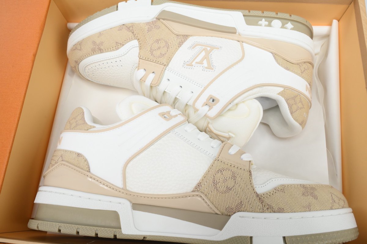 PK God Batch LOUIS VUITTON Trainer White Khaki - Image 2