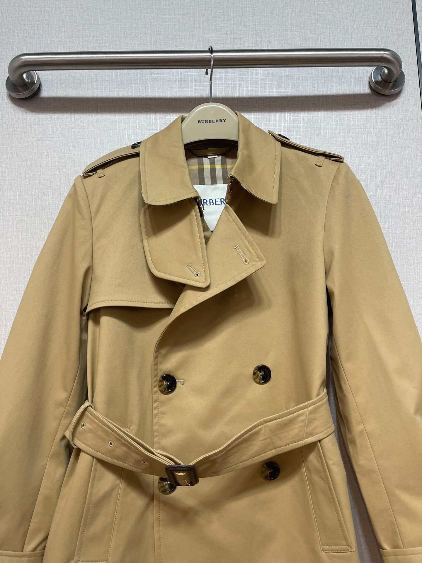 Burberry Classy short trench coat D80110 - Image 2