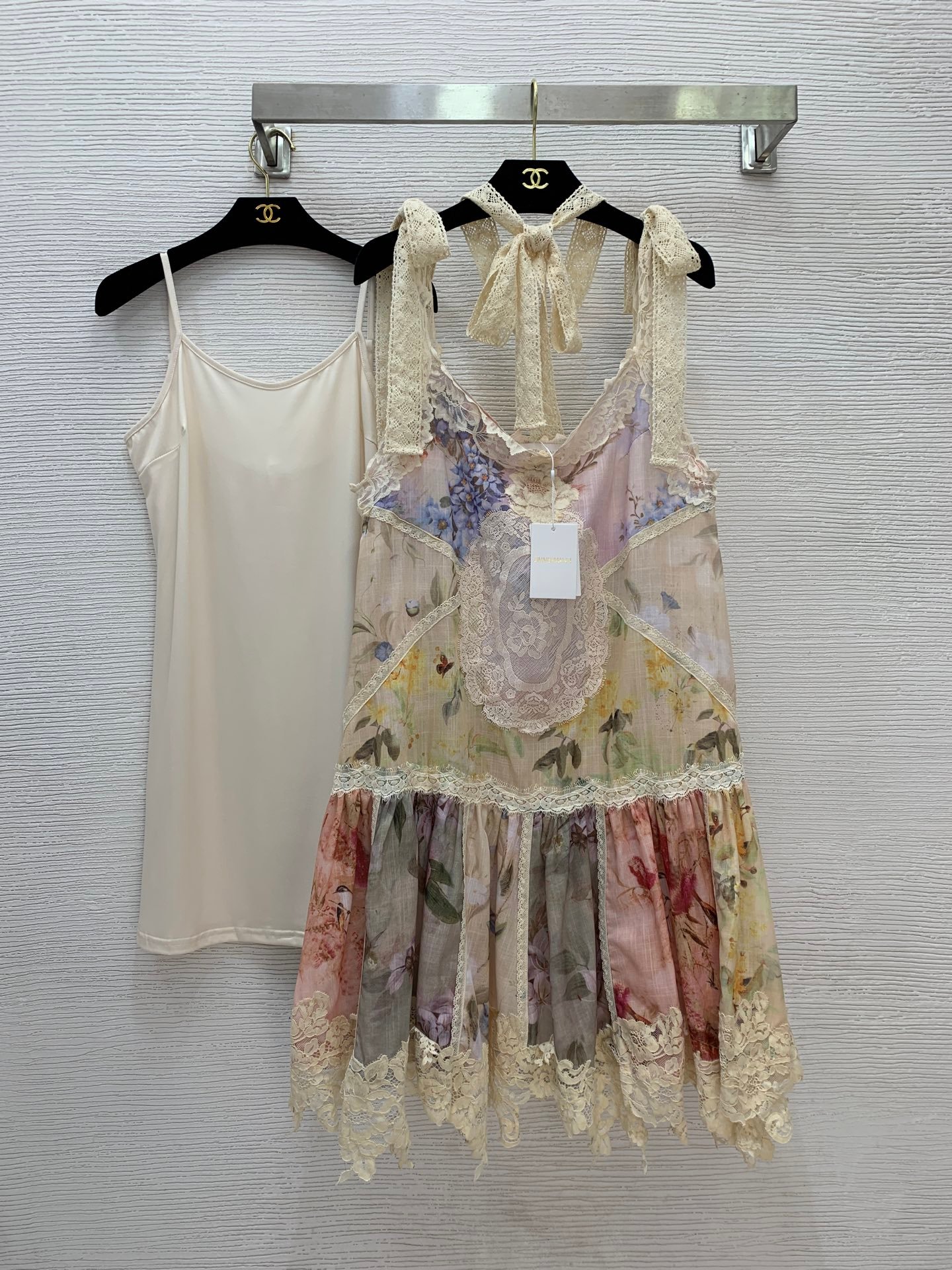 Zimmermann collection of dresses D82305