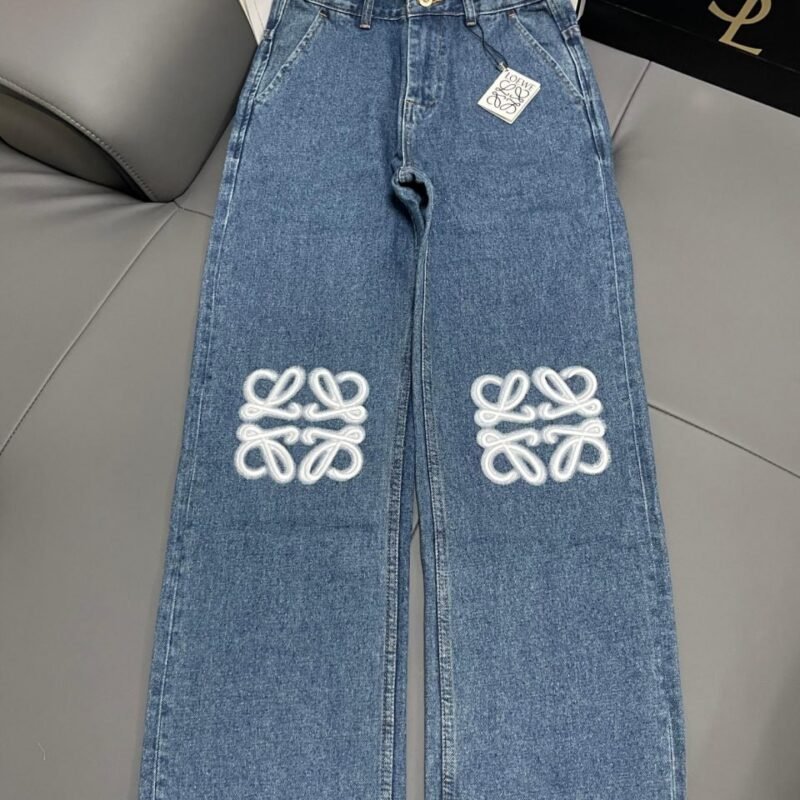 LOEWE Anagram Baggy Jeans D90305