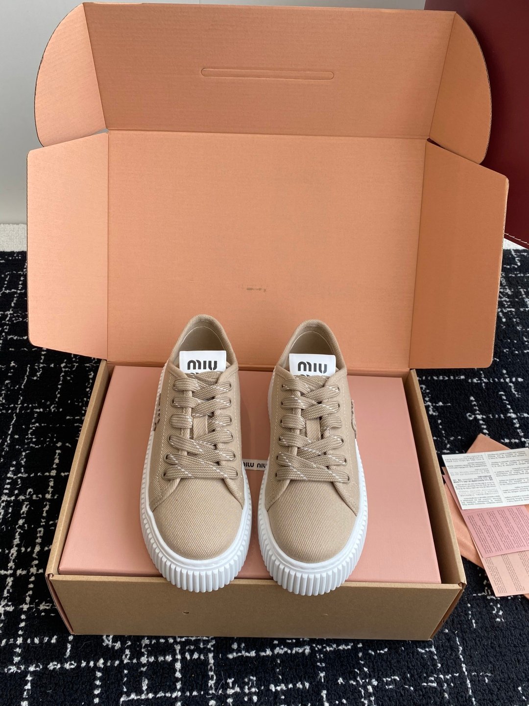 Miu Miu sneakers L90605 - Image 6