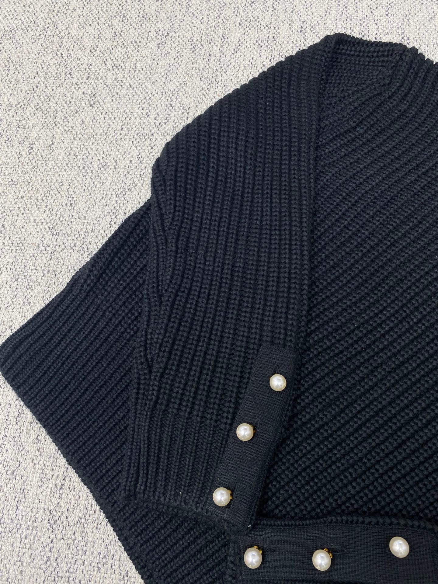 LV new half-zip pullover shirt 90802 - Image 5