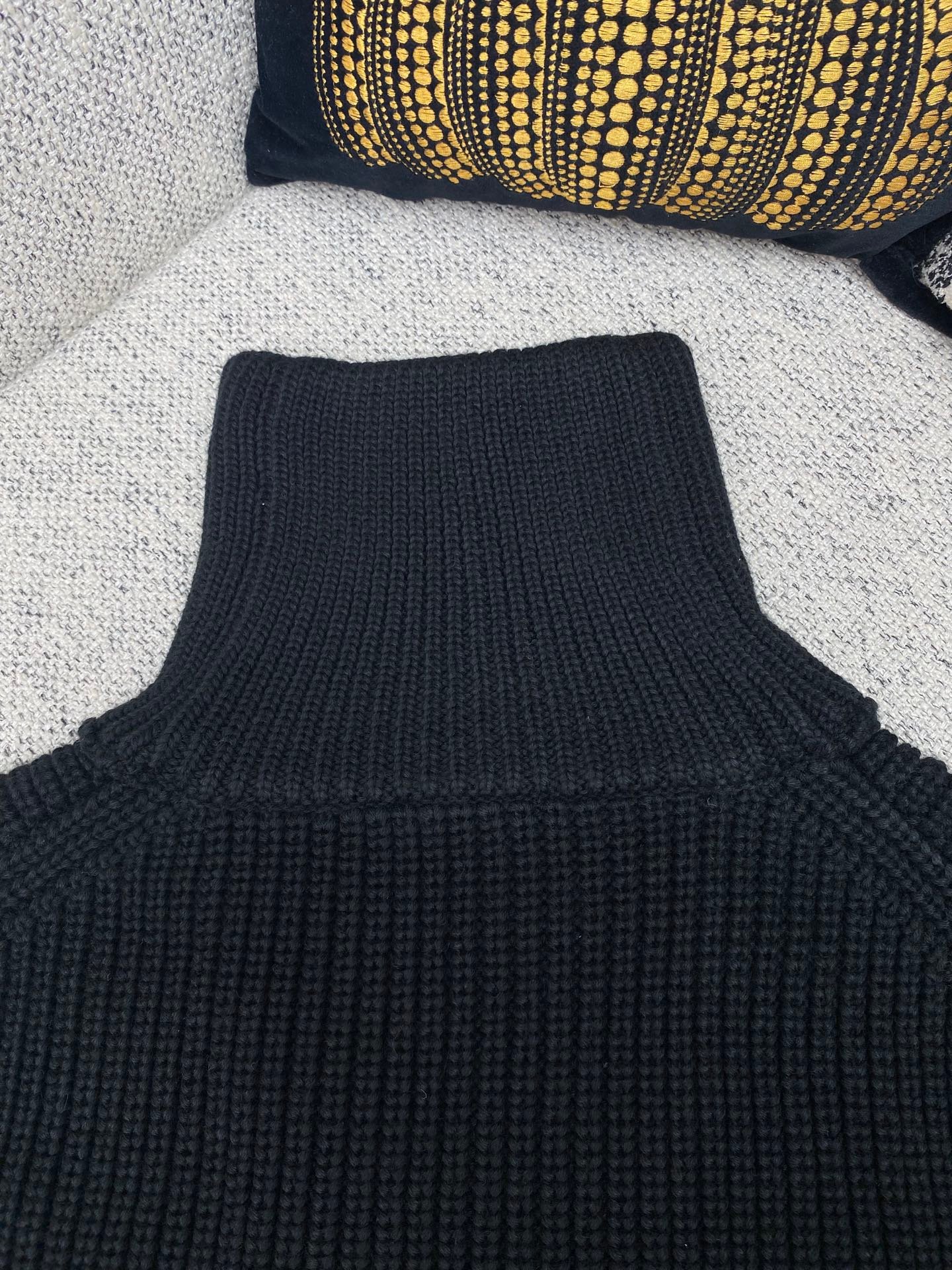 LV new half-zip pullover shirt 90802 - Image 6