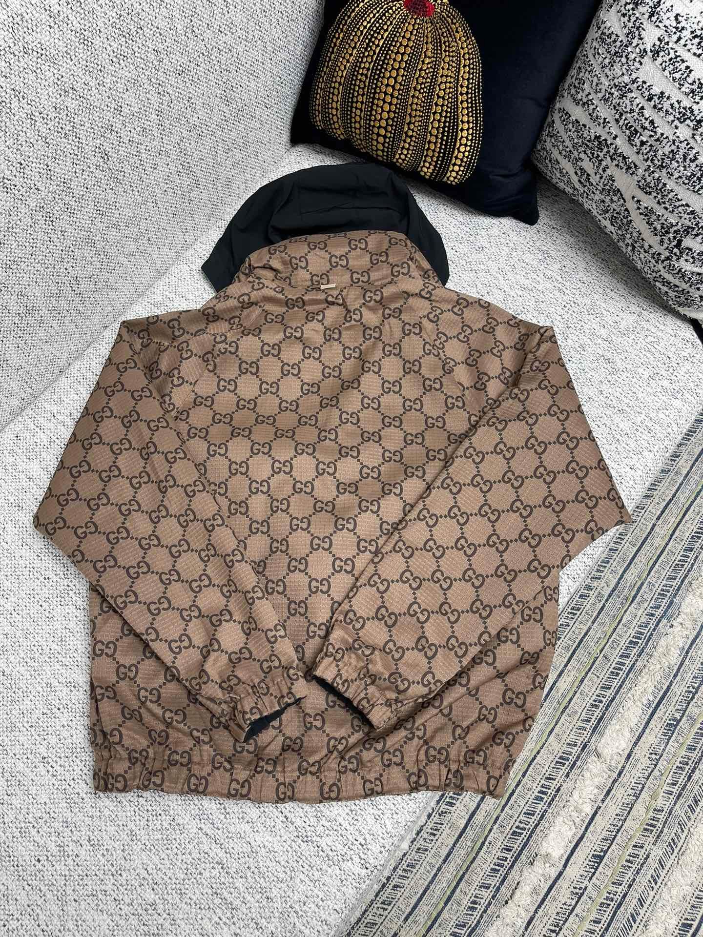 GUCCI double-sided brocade jacket 91601 - Image 3