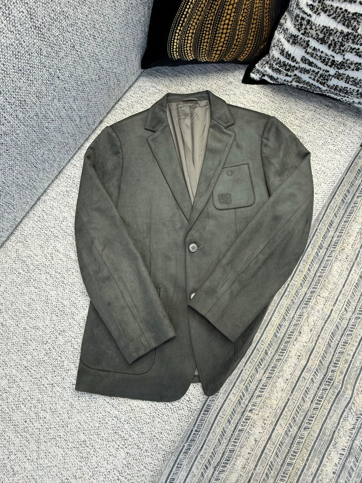 LOEWE Rowley's new workwear coat 91603 - Image 4