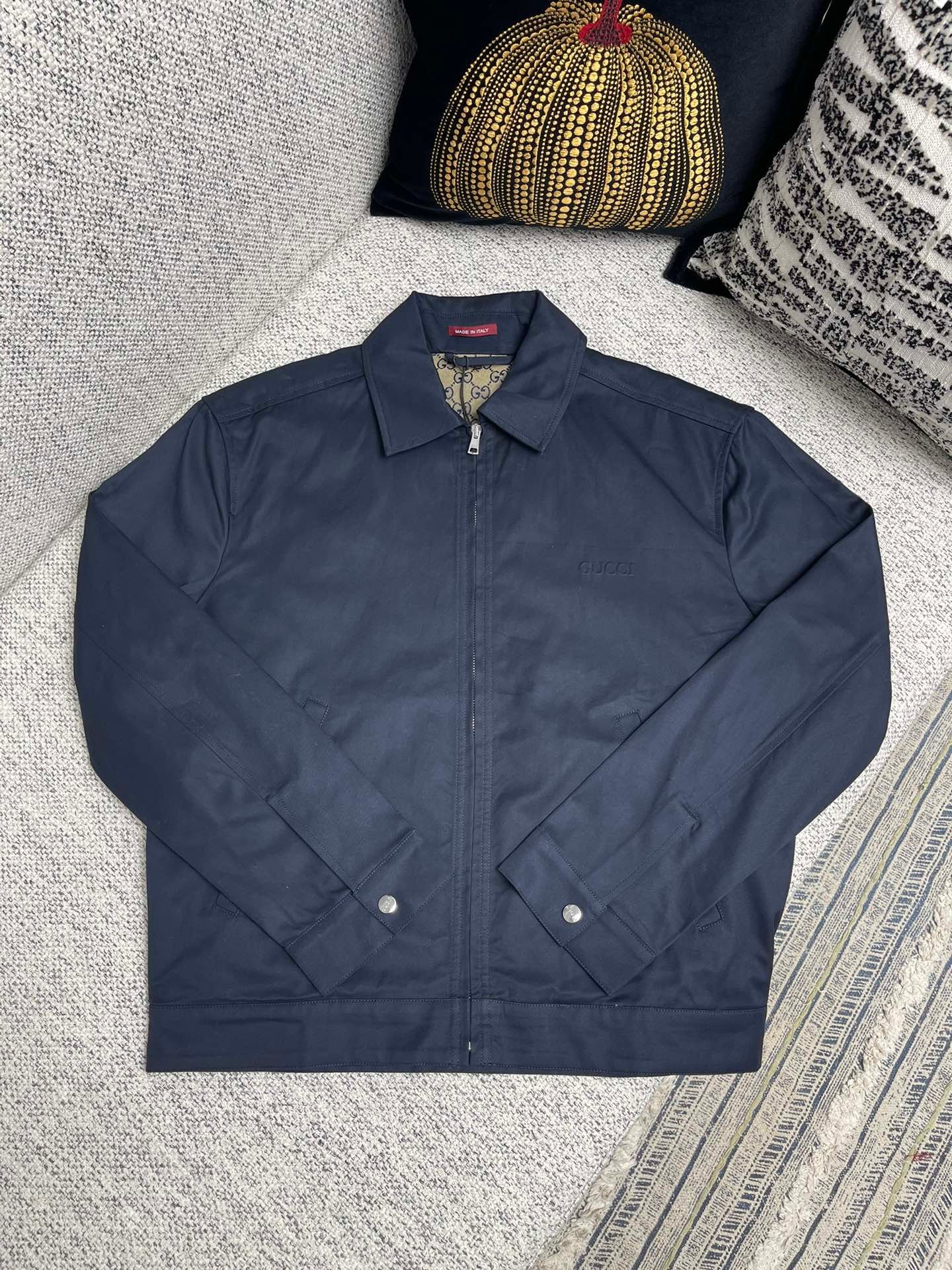 GUCCI solid-color round-neck zipper long-sleeve jacket 91604 - Image 2