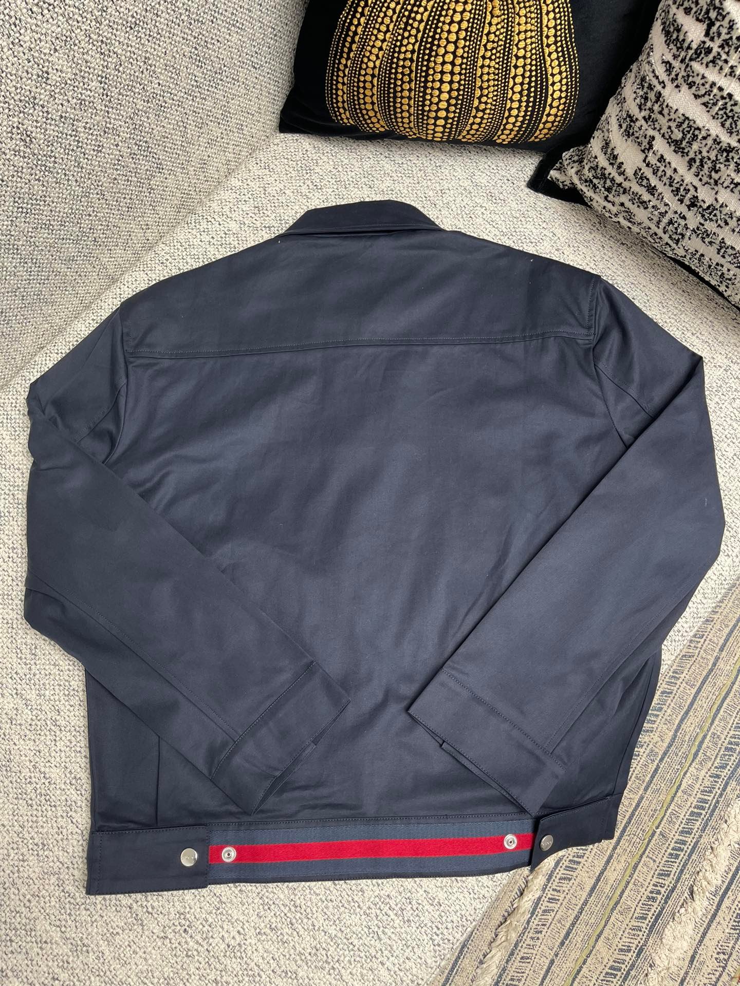 GUCCI solid-color round-neck zipper long-sleeve jacket 91604 - Image 4