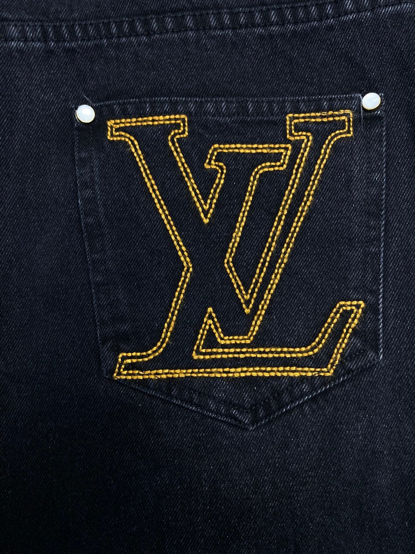 LV Skateboarding Jeans 91705 - Image 7