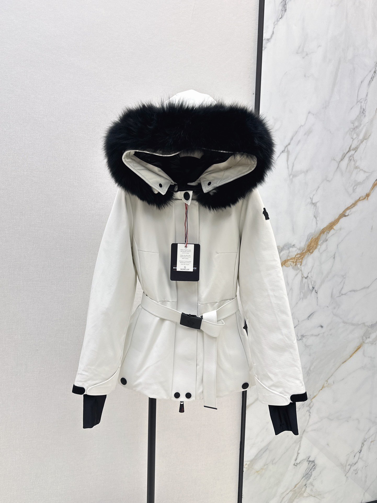 MONCLER fitted down jacket for skiing D91703 - Image 5