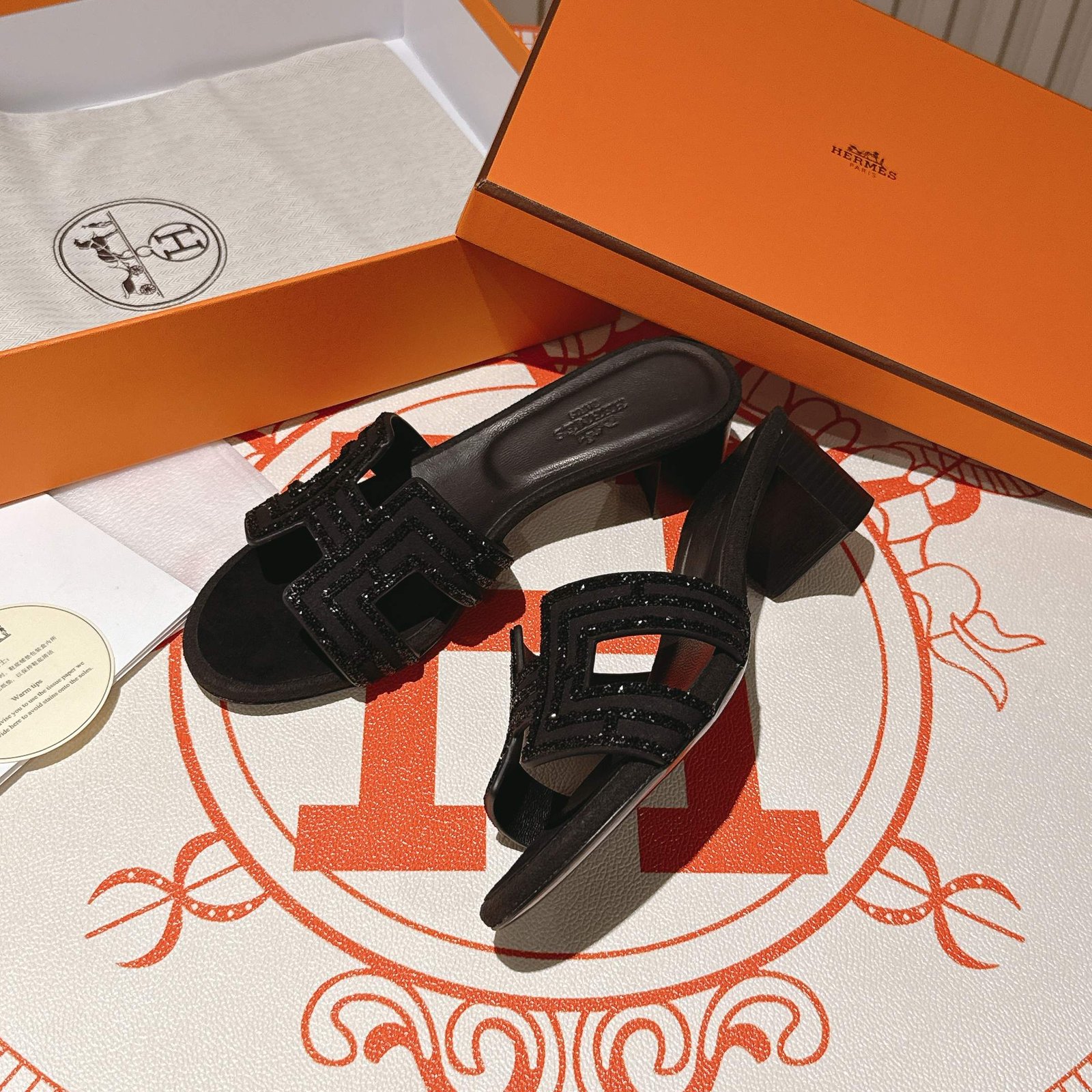 Hermès Oasis sandal L92105 - Image 4