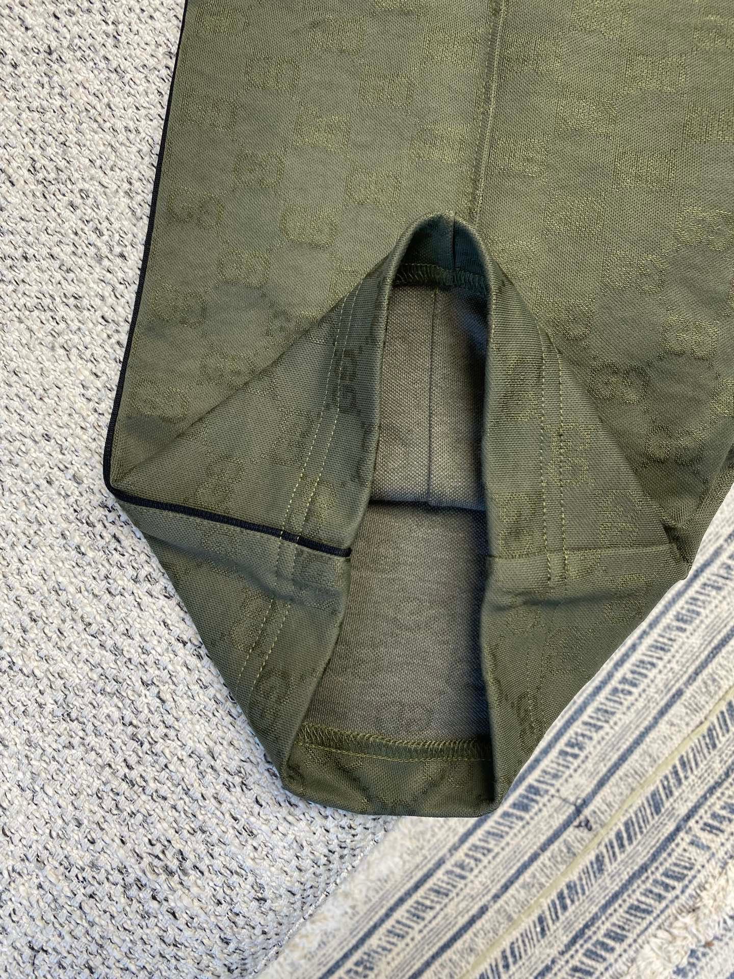 GUCCI Knitted Plaid Pants 92305 - Image 4