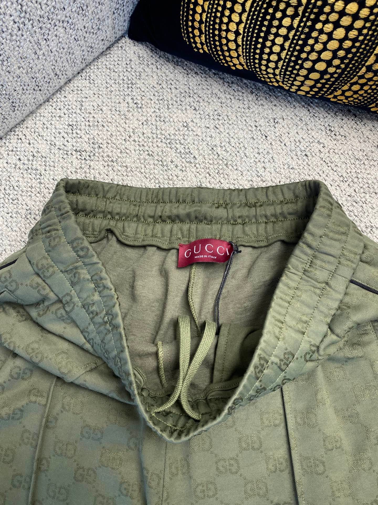 GUCCI Knitted Plaid Pants 92305 - Image 5