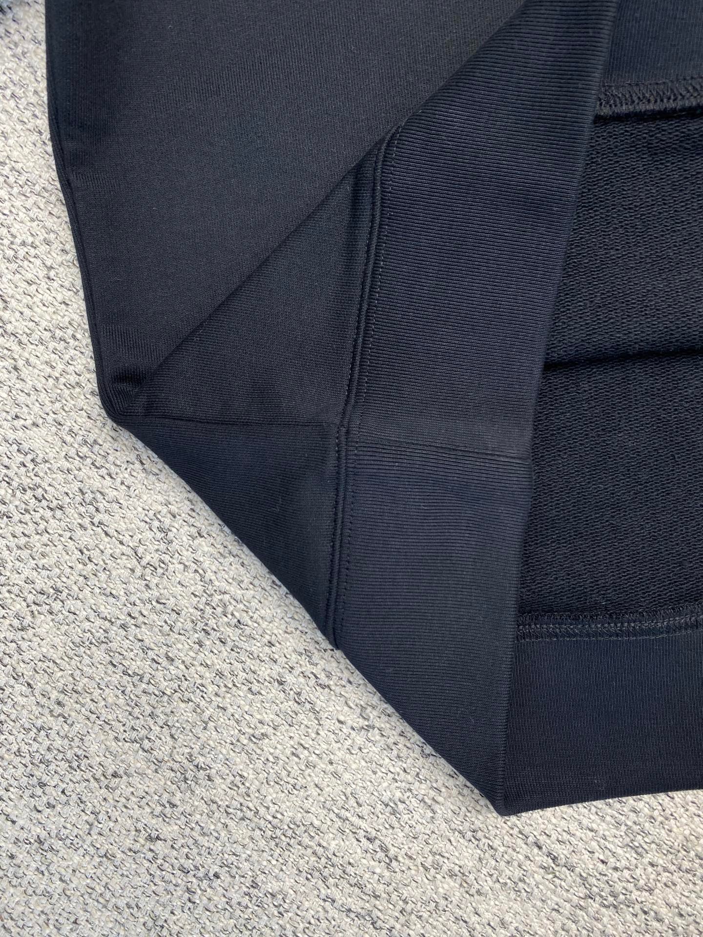 Burberry equestrian knight logo cotton sports shirt with round neckline 92303 - Image 7