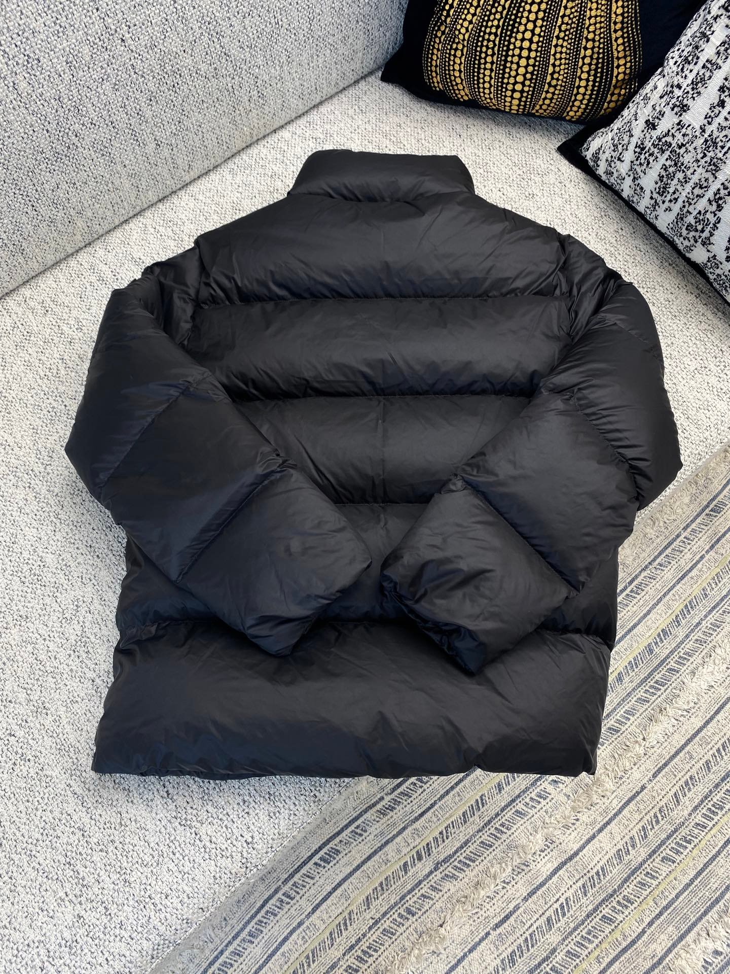 Moncler Tarn Down Jacket Moncler 92403 - Image 4