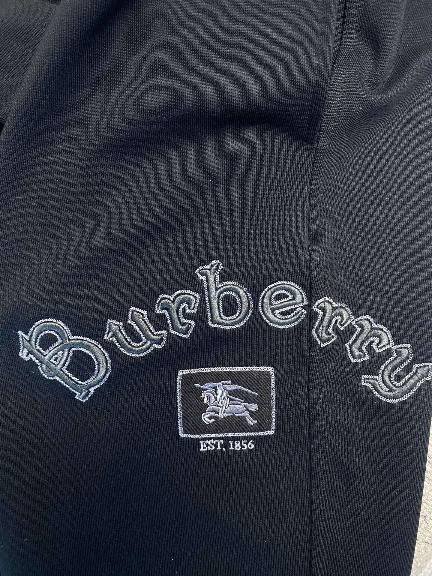 Burberry logo cotton jogging pants jogging pants 92501 - Image 6