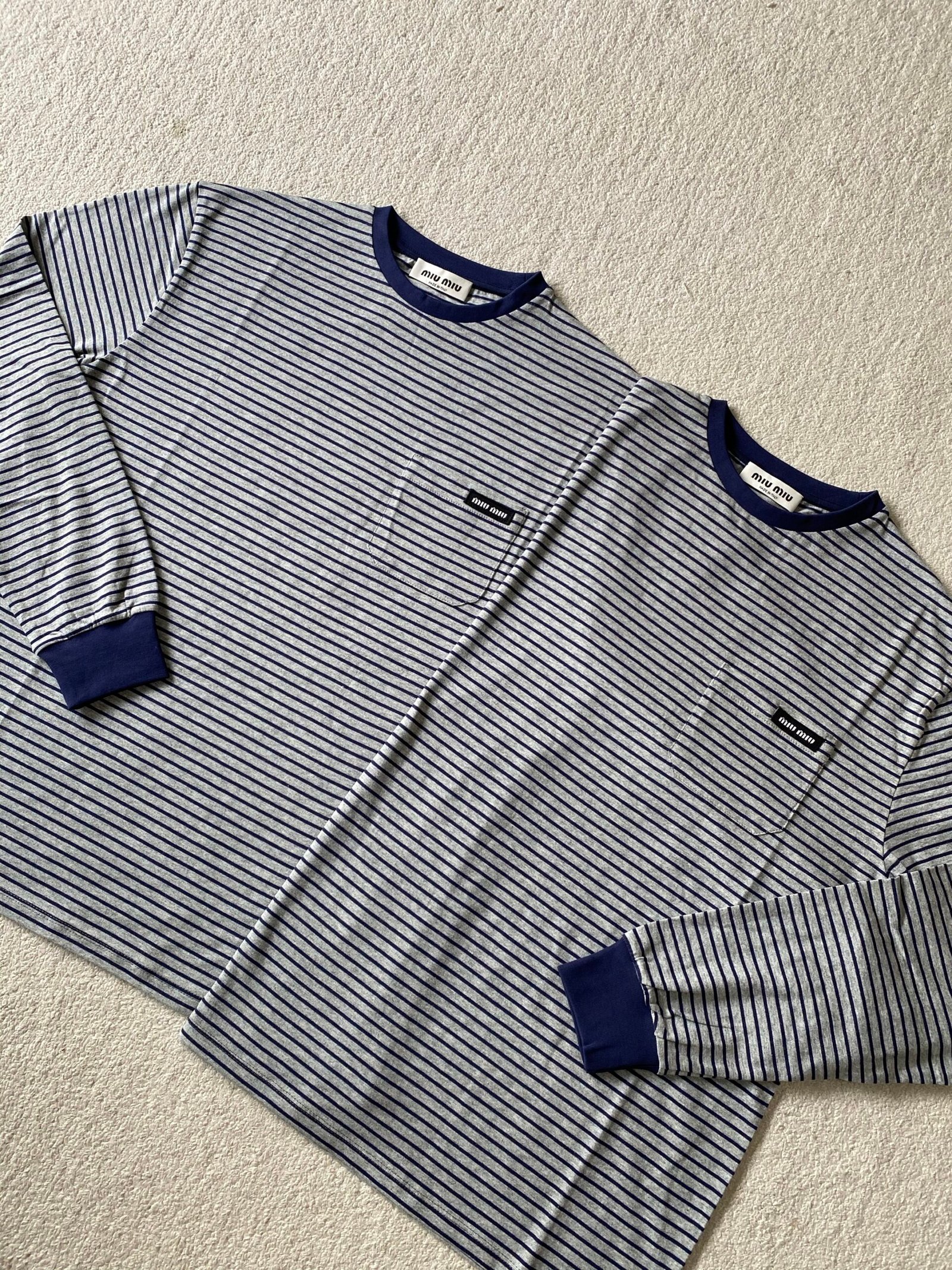 Miumiu grey-blue striped round-neck long-sleeve shirt 92601